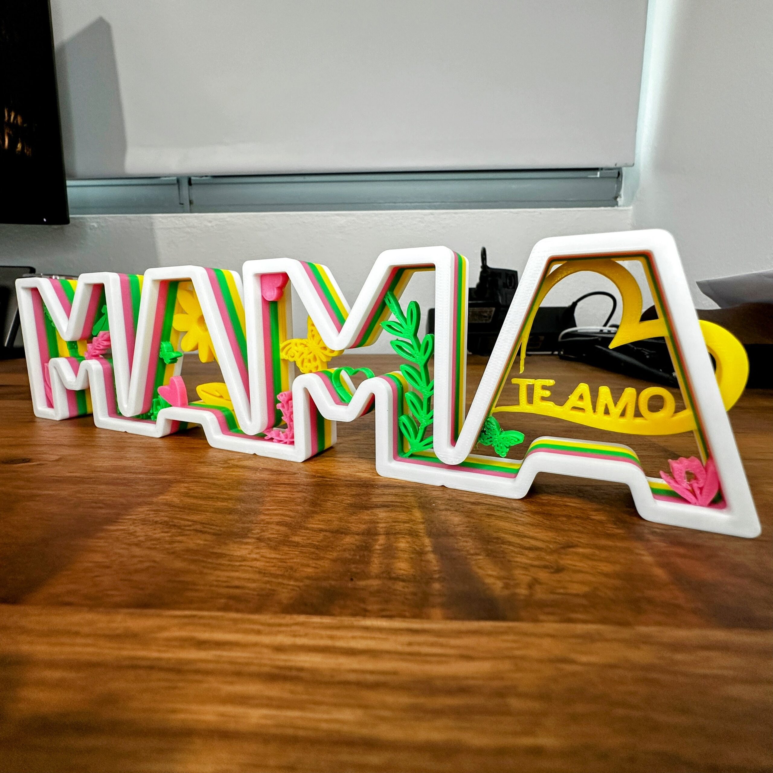 Letras Decorativas 3D - MAMA Te Amo